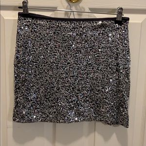 EXPRESS skirt (HOLIDAY MUST)